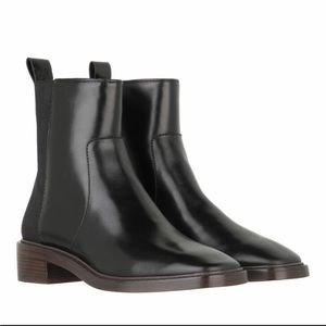 Tory Burch Square Toe Chelsea Boots Perfect Black Size 8.5